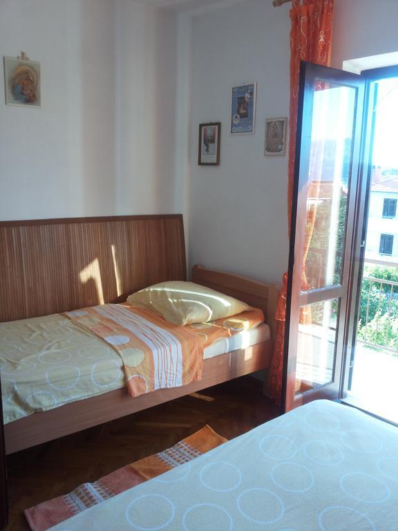 Apartment Ranka Postira Habitación foto